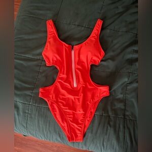 🏖️One Piece Swimsuit🌺